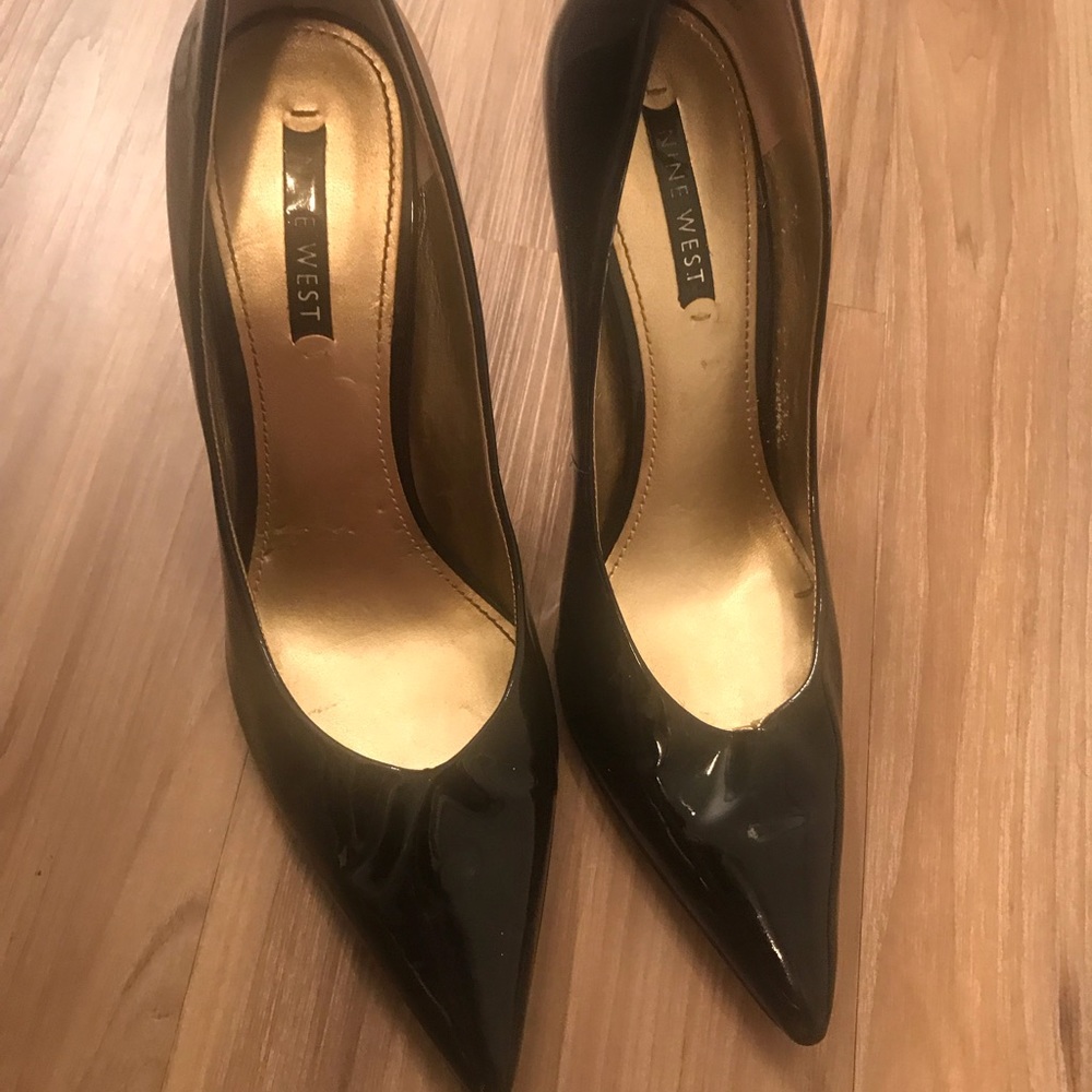 Nine West Pump